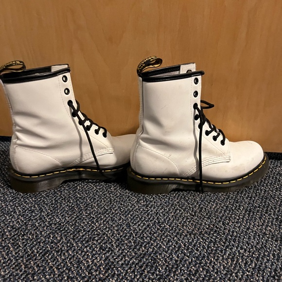 Dr. Martens - Picture 2 of 4